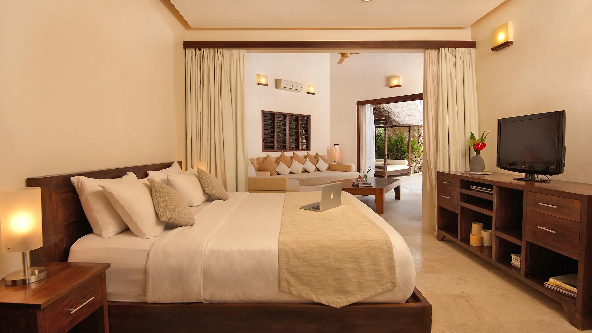 Villa Kubu Seminyak